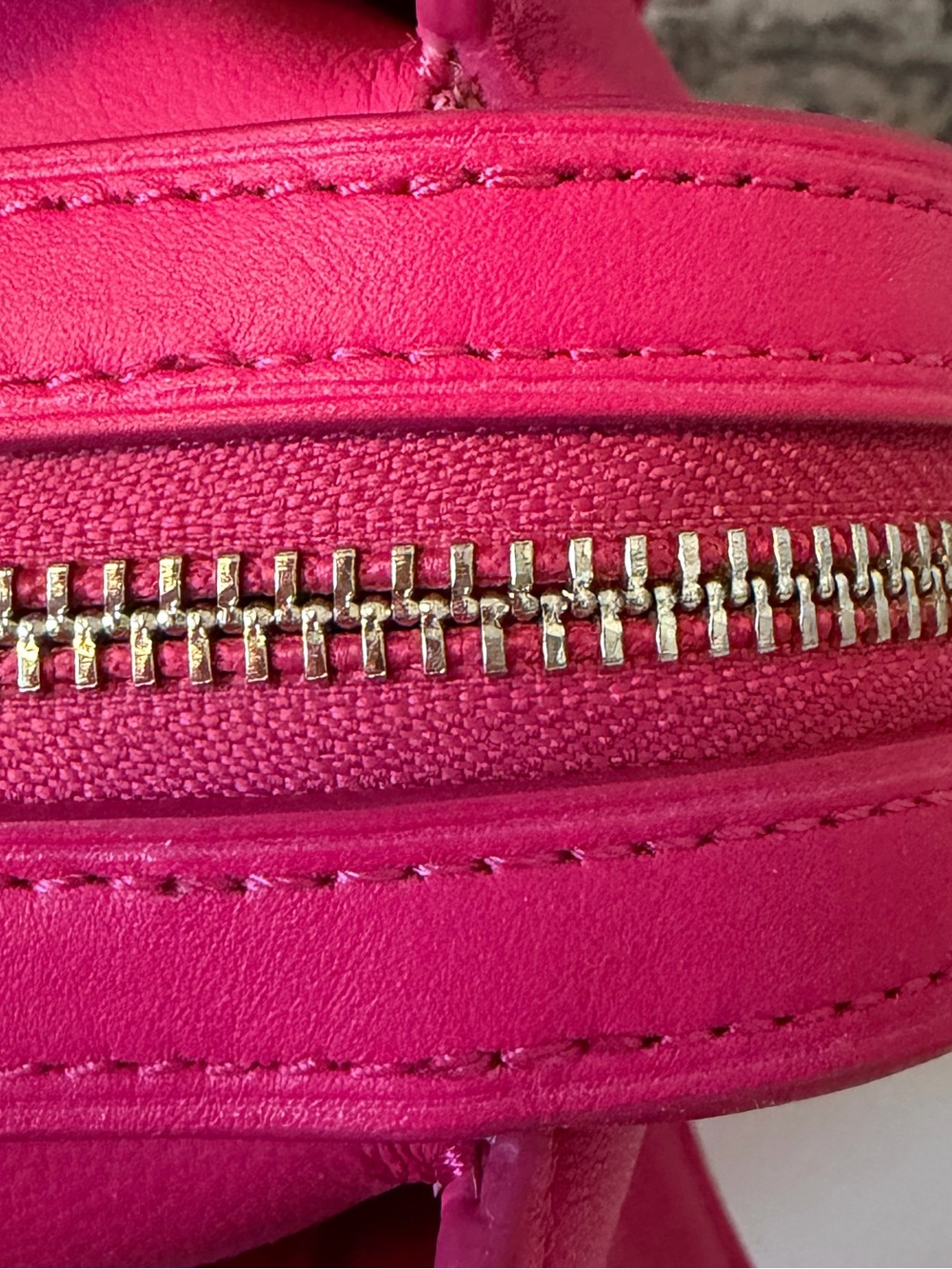 NWT Coach Tea Rose Rogue 25 Shoulder Bag Glovetanned Leather Dragonfruit CU053 - Picture 10 of 15